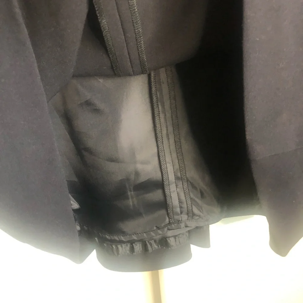 Worthington Skirt size 10 black, 28” L New w tag